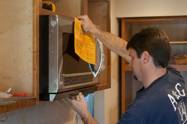 Photo: Kitchen Remodeling. Phot by James Guilford.